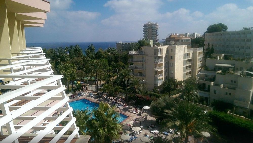 Globales Palmanova Hotel Exterior foto