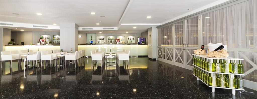 Globales Palmanova Hotel Exterior foto